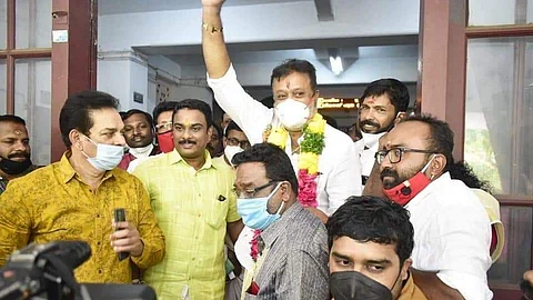 ഇത്തവണ ജനങ്ങള് തൃശൂര് എനിക്ക് തരുമെന്നും സുരേഷ് ഗോപി, ശബരിമല വികാരവിഷയം