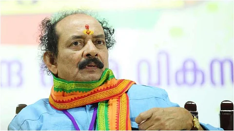 മാണി സാറും കുഞ്ഞാലിക്കുട്ടിയും ചർച്ചയ്ക്കായി വന്നു; 2001 ലെ നിയമസഭ തിരഞ്ഞെടുപ്പിലും കോലീബി സഖ്യ നീക്കം നടന്നതായി സി കെ പദ്മനാഭൻ