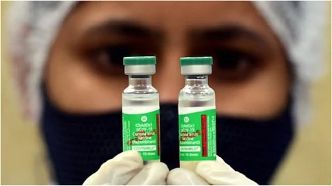 കേരളം പണം മുടക്കി വാങ്ങിയ മൂന്നരലക്ഷം വാക്സിന് ഇന്നെത്തും, 75 ലക്ഷം ഡോസ് കൊവിഷീല്ഡും 25 ലക്ഷം ഡോസ് കൊവാക്സിനും