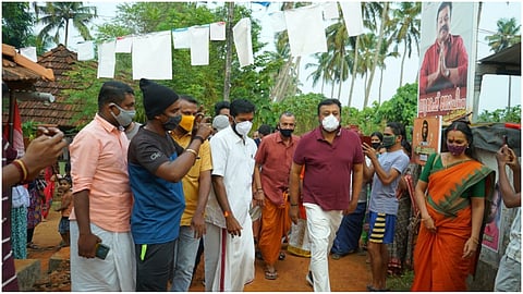 തൃശൂരിൽ സുരേഷ്ഗോപിക്ക് ലീഡ് ; നേമത്തും പാലക്കാടും ബിജെപിക്ക് ലീഡ്