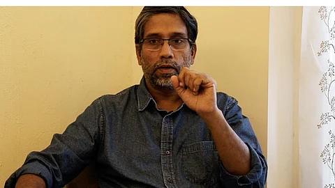 വേദന തിന്ന് ഹാനി ബാബു, ഇനിയും വൈകിയാല് കാഴ്ച പൂര്ണമായും നഷ്ടമാകും; ജയിലിധകൃതര്ക്കെതിരെ പരാതിയുമായി കുടുംബം