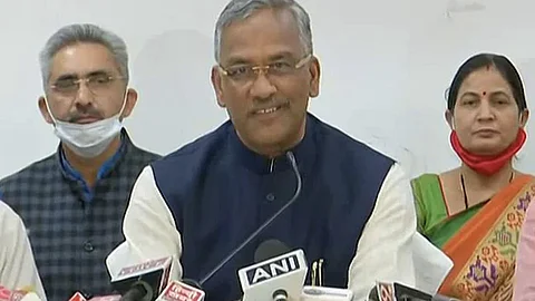 കൊറോണയും ഒരു ജീവിയാണ്, അതിനും ജീവിക്കാൻ അവകാശമുണ്ടെന്ന് ബിജെപി മുൻ മുഖ്യമന്ത്രി; താമസം സെൻട്രൽ വിസ്റ്റയിലാകട്ടെയെന്ന് സോഷ്യൽ മീഡിയ