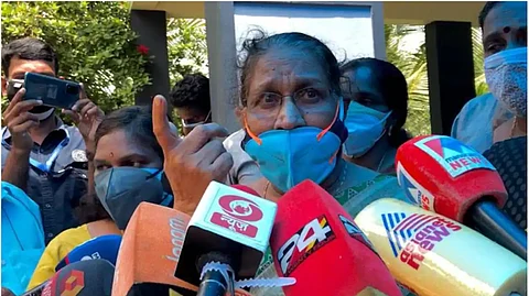 'സ്ത്രീധനം കൊടുക്കുന്നുണ്ടേല് സ്ത്രീയുടെ അക്കൗണ്ടില് ഇടണം', ജോസഫൈന് വീണ്ടും വിവാദത്തില്