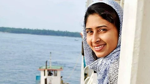 ഐഷ സുല്ത്താനയ്ക്ക് മുന്കൂര് ജാമ്യം അനുവദിച്ച് ഹൈക്കോടതി; നാടിന്റെ പ്രശ്നം തരണം ചെയ്യാന് മുന്നോട്ട് തന്നെ പോകുമെന്ന് ഐഷ