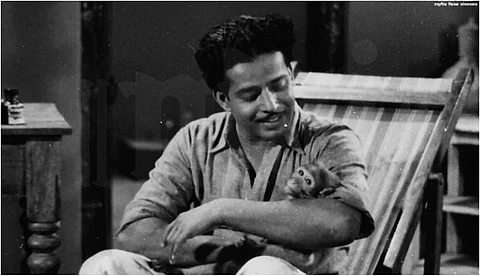 കെട്ടിപിടിച്ചാല് മതിയെന്ന് പറഞ്ഞു, സത്യന് മധുവിനെ എടുത്തു പൊക്കി ഏഴുതവണ; അനശ്വര നടനെക്കുറിച്ച് മകന് പറഞ്ഞത്