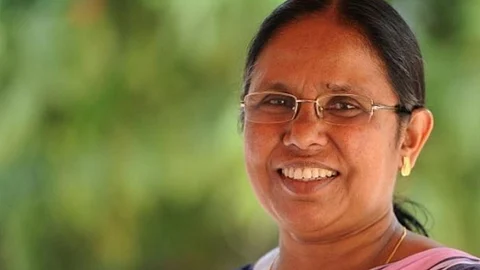 ലോകം നോക്കുന്നുണ്ട് കെ.കെ ശൈലജ ചിന്തിക്കുന്നതെന്തെന്ന്; ദ ഗാര്ഡിയനില് വീണ്ടും ശൈലജ ടീച്ചര്