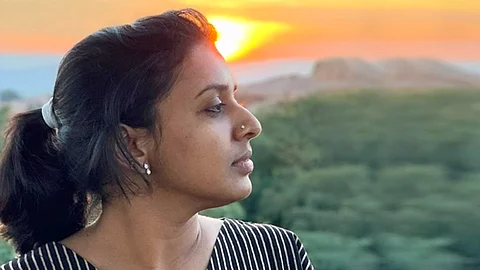 പ്രിയപ്പെട്ട പെണ്കുട്ടികളെ, കല്യാണത്തിനായി സ്വര്ണം വാങ്ങില്ലെന്ന് ഉറപ്പിച്ചു പറയൂ, സ്ത്രീധനം ചോദിക്കുന്നവരെ വേണ്ടെന്ന് പറയൂ: സിതാര