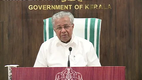 ഭാര്യയെ തല്ലുന്നത് ആണത്തമല്ല, ക്ഷമിക്കുകയും സഹിക്കുകയും ചെയ്യുന്നത്  സ്ത്രീത്വത്തിന്റെ ലക്ഷണവുമല്ലെന്ന് മുഖ്യമന്ത്രി