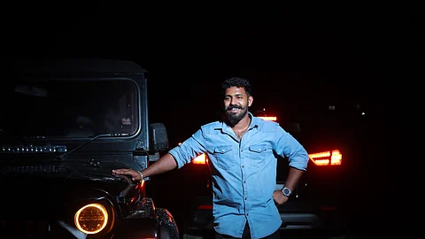 ആകാശ് തില്ലങ്കേരിയുടെ വീട്ടില് കസ്റ്റംസ് റെയ്ഡ്