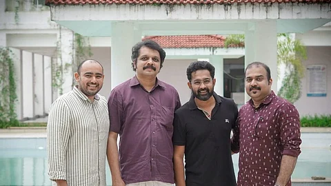 'അതിരന്' സംവിധായകനൊപ്പം ആസിഫലി, ബോബി-സഞ്ജയ് തിരക്കഥ