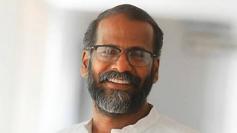 'ന്യൂനപക്ഷ മതഭീകരരില് നിന്ന് ഭീഷണി, സുനില് പി.ഇളയിടത്തിനൊപ്പം സാംസ്കാരിക കേരളം ഒന്നിച്ച് നില്ക്കണമെന്ന്' പു.ക.സ