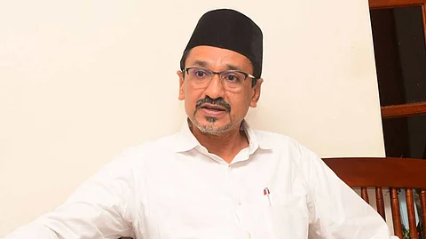 സാദിഖലി തങ്ങള് ഇനി ലീഗിനെ നയിക്കും; പ്രസിഡന്റായി പ്രഖ്യാപിച്ചു