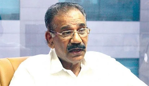 ശശീന്ദ്രനെ 'നല്ല നിലയില്' സംരക്ഷിക്കാന് മലയാള നിഘണ്ടു പ്രകാരം നിയമോപദേശം