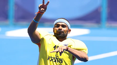 ശ്രീജേഷിന്റെ മെഡൽ നേട്ടത്തിൽ അഭിമാനം കൊള്ളാൻ നമുക്ക് എന്ത് അവകാശമാണുള്ളത്?