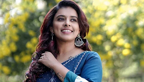 താലിബാന്, ലക്ഷദ്വീപ് പോസ്റ്റുകള്ക്ക് ഒരേ തരം വിദ്വേഷ പ്രതികരണം, സൈബര് ആക്രമണങ്ങളോട് സിത്താര