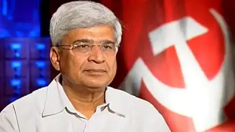 'കത്തോലിക്കാ സഭ ബി.ജെ.പിയുടെ യഥാര്ത്ഥ മുഖം മനസിലാക്കണം'; പ്രകാശ് കാരാട്ട്