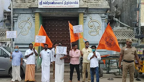 വിലക്ക് ലംഘിച്ച് വിനായക ചതുര്ത്ഥി ആഘോഷം, തമിഴ്നാട്ടില് ഹിന്ദുമുന്നണി പ്രവര്ത്തകര് അറസ്റ്റില്