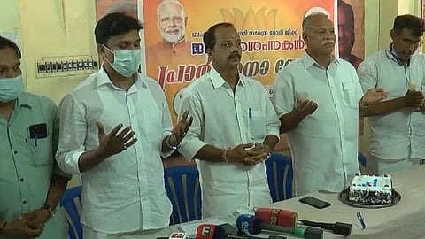 മോദിയുടെ ആയുരാരോഗ്യത്തിന് മലപ്പുറത്ത് ദുആ, നൂറ് വര്ഷം ഭരിക്കാനുള്ള ഭാഗ്യമുണ്ടാകട്ടെയെന്ന് ന്യൂനപക്ഷമോര്ച്ച