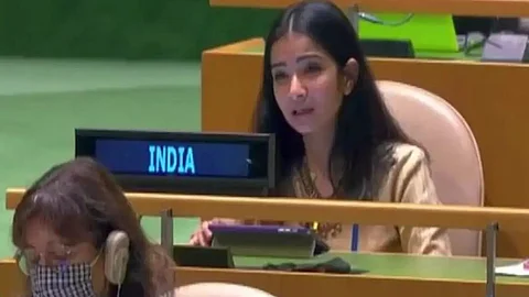 'പാക്കിസ്താന് ഭീകരവാദത്തിന്റെ വിളനിലം, ജനാധിപത്യരാജ്യങ്ങളെ അപമാനിക്കുന്നു'; യുഎന്നില് മറുപടി നല്കി ഇന്ത്യ