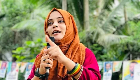 ലിബറല് ആങ്ങളമാരുടെ കയ്യടി കിട്ടാനല്ല നിലപാട് പറയുന്നത്, പിന്തിരിപ്പന് ചാപ്പകുത്തല് തുടരട്ടെയെന്ന് ഫാത്തിമ തഹ്ലിയ