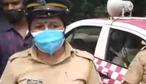 എട്ടു വയസുകാരിക്കുമേല് പിങ്ക് പൊലീസിന്റെ പരസ്യ വിചാരണ; നീതിയാവശ്യപ്പെട്ട് സെക്രട്ടറിയേറ്റ് പടിക്കല് ഉപവാസ സമരവുമായി കുടുംബം