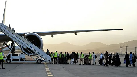 'അഫ്ഗാനിസ്ഥാനിലേക്കുള്ള വിമാന സര്വ്വീസുകള് പുനരാരംഭിക്കണം'; ഇന്ത്യയ്ക്ക് താലിബാന്റെ കത്ത്