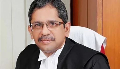 കോടതികളില് അമ്പത് ശതമാനം വനിതാ സംവരണം വേണം, കാള്
മാര്ക്സിനെ ഉദ്ധരിച്ച് ചീഫ് ജസ്റ്റിസ് എന്.വി രമണ