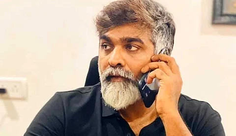 തൊഴിലാളികള്ക്ക് പരസ്യവരുമാനത്തില് നിന്ന് ഒരു കോടി നല്കി വിജയ് സേതുപതി; സംഭാവന  ഭവന പദ്ധതിയിലേക്ക്