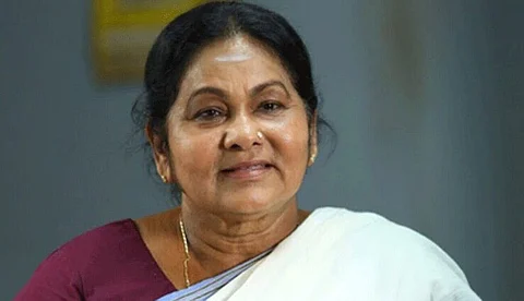 കെ.പി.എ.സി ലളിതയുടെ ആരോഗ്യസ്ഥിതിയില് പുരോഗമനം; എറണാകുളത്തെ സ്വകാര്യ ആശുപത്രിയിലേക്ക് മാറ്റി