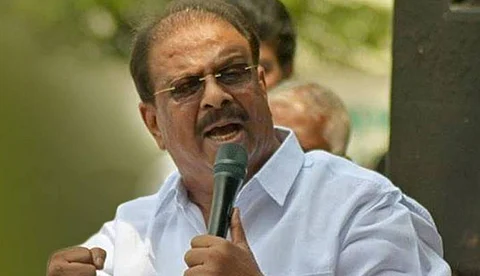 ഇന്ധന നികുതി: തിങ്കളാഴ്ച ചക്രസത്ംഭന സമരം; ഇടതുപക്ഷ സര്ക്കാരിന്റെ ധിക്കാരത്തിനുള്ള ആദ്യ താക്കീതെന്ന് കെ.സുധാകരന്