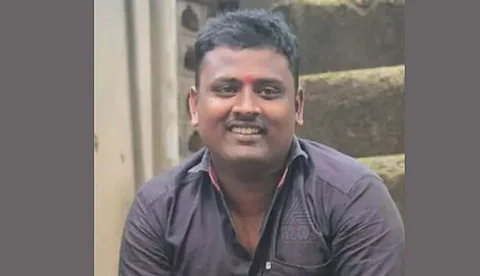 പാലക്കാട് ആര്.എസ്.എസ് പ്രവര്ത്തകന് വെട്ടേറ്റു മരിച്ചു