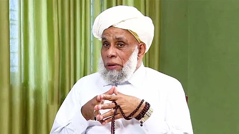 'പള്ളികളില് പ്രതിഷേധം വേണ്ട'; വഖഫില് ചര്ച്ചയാകാമെന്ന് മുഖ്യമന്ത്രി പറഞ്ഞുവെന്ന് സമസ്ത