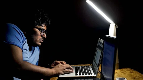 തൊഴില്സമയം നിശ്ചയിക്കും; വര്ക്ക് ഫ്രം ഹോമിന് ചട്ടം കൊണ്ടുവരാന് കേന്ദ്രസര്ക്കാര്