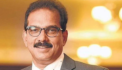 കിറ്റക്സ് കനാലിന് കുറുകെ പൈപ്പുകള് സ്ഥാപിച്ചത് അനധികൃതമായി