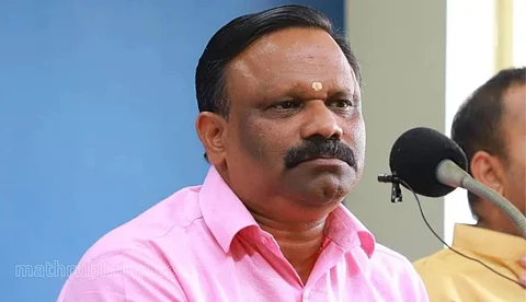 കലാപ ആഹ്വാനം, പ്രകോപനപരമായ മുദ്രാവാക്യം; വത്സന് തില്ലങ്കേരിക്കെതിരെ കേസ്