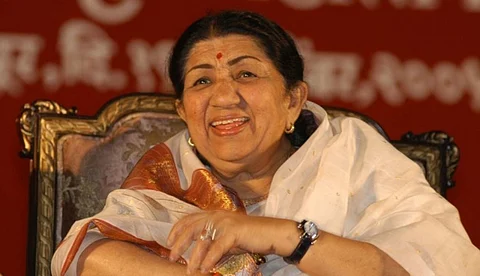 എട്ട് പതിറ്റാണ്ട് നീണ്ട മധുരനാദം ; ഇന്ത്യയുടെ വാനമ്പാടി ഇനിയില്ല