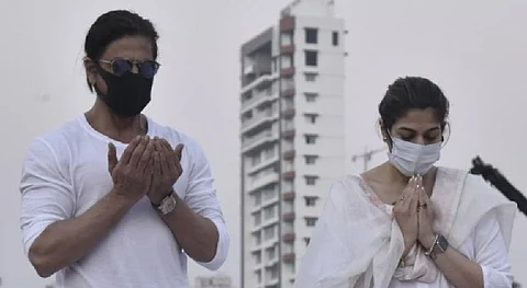 'ലതാ മങ്കേഷ്കറിന്റെ ഭൗതിക ശരീരത്തില് തുപ്പി';  ഷാരൂഖ് ഖാനെതിരെ വ്യാജപ്രചരണവുമായി സംഘ്പരിവാര്