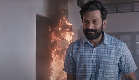 'ഇവിടെ നോട്ടും നിരോധിക്കും വേണ്ടി വന്നാല് വോട്ടും നിരോധിക്കും': 'ജനഗണമന' ട്രെയ്ലര്