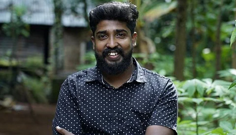 കോടതിയാണ് ശരിയും തെറ്റും വിധിക്കേണ്ടത് അതിന് ശേഷം മാത്രം പ്രതികരണം; ബലാത്സംഗക്കേസില് ശ്രീകാന്ത് വെട്ടിയാര്