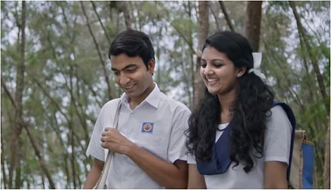 മഞ്ഞിന് തൂവല്; ശരത്തിന്റെ സംഗീതത്തില് 'അവിയലി'ലെ ഗാനം