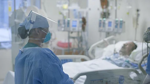 കോവിഡിനോട് പൊരുതിയ ദുബായ്, ഇനി അഭ്രപാളികളില് കാണാം