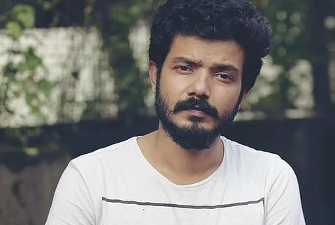 ശ്രീനാഥ് ഭാസിയും ആന് ശീതളും പ്രധാന റോളില്,'പടച്ചോനേ ഇങ്ങള് കത്തോളീ.' ഫസ്റ്റ് ലുക്ക് പോസ്റ്റര് പുറത്തിറങ്ങി