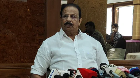 'ആം ആദ്മിക്കും ട്വന്റി20ക്കും പറ്റുന്ന സ്ഥാനാര്ത്ഥിയും മുന്നണിയും യുഡിഎഫിന്റേത്'; വോട്ട് തേടി കെ സുധാകരന്