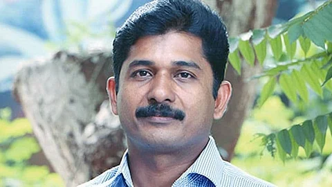 'ഇന്നലെ ട്വന്റി 20ക്ക് വോട്ട് ചെയ്തവര് ഇന്ന് ഇടതുപക്ഷത്തിന് ചെയ്യും'; അവര്ക്ക് യോജിക്കാന് കഴിയുന്നത് ഇടതുപക്ഷത്തോടെന്ന് എം സ്വരാജ്