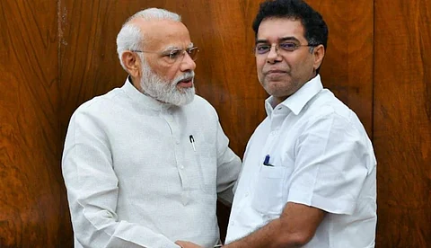 മക്കയിലെ ഹജ്ജ് കര്മ്മത്തിന് യുഎഇ ഷൈക്കിനെ വിളിച്ച മോദിക്കിരിക്കട്ടെ കുതിരപ്പവന്; അബ്ദുള്ളക്കുട്ടിയെ ട്രോളി സോഷ്യല് മീഡിയ