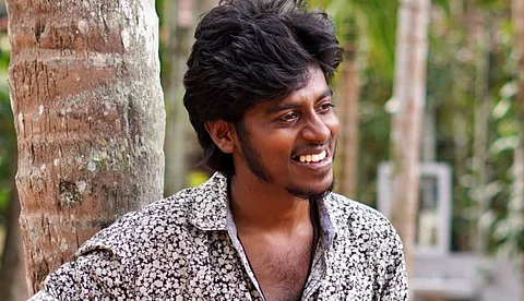 'അവള്ക്കൊപ്പമല്ല അവനൊപ്പം, ആണുങ്ങള് മിണ്ടിയാല് മീടൂ,' ലൈംഗികാതിക്രമം പരാതിപ്പെടുന്നവരെ അധിക്ഷേപിച്ച് മൂര്