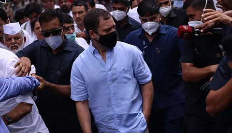 രാഹുലിനെതിരായ ഇ.ഡി. ചോദ്യം ചെയ്യല്; വഴികള് അടച്ച് പൊലീസ്, ജന്തര് മന്തറില് ക്യാംപ് ചെയ്ത് കോണ്ഗ്രസ് പ്രതിഷേധം