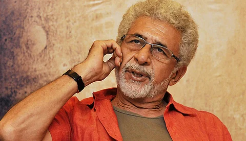 എല്ലാ പള്ളിക്കടിയിലും ഇവര് ശിവലിംഗം തിരയാന് തുടങ്ങിയിട്ട് നാളുകളായി: വിദ്വേഷികളെ നിശബ്ദരാക്കാന് പ്രധാനമന്ത്രിയോട് നസീറുദ്ദീന് ഷാ