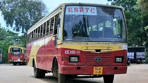 കെഎസ്ആര്ടിസിയെ സ്വയം പര്യാപ്തമാക്കും; ബാങ്ക് കണ്സോര്ഷ്യം വായ്പകള് അടക്കുമെന്ന് പ്രോഗ്രസ് റിപ്പോര്ട്ടില് സര്ക്കാര്