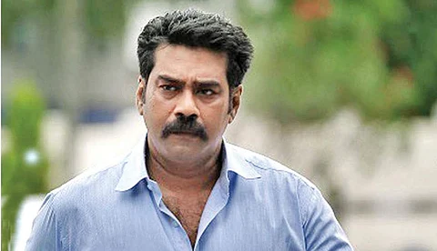 'ഇത് അത്ര ചെറിയ വാര്ത്തയാണോ?'; ഒരു വര്ഷത്തില് 1000 കാല്നട യാത്രക്കാര് മരിച്ചുവെന്ന വാര്ത്തയില് ബിജു മേനോന്